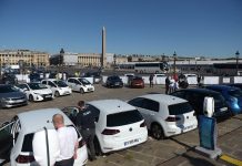 Les nouveaux « petits métiers parisiens » créés par la voiture électrique