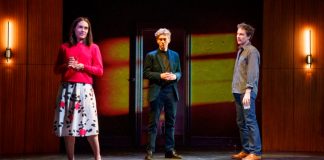 Ollioules : Trahisons Harold Pinter – Tatiana Vialle