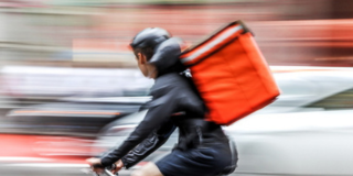 Prélèvement à la source des cotisations sociales par les plateformes : quel calendrier ?