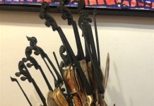 Sanary : 20 cordes et piano