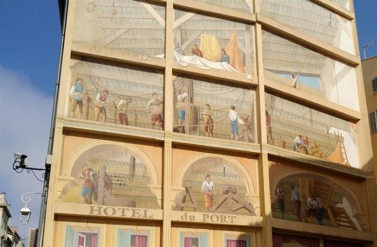 Toulon : Visite guidée – Toulon Olé Olé!
