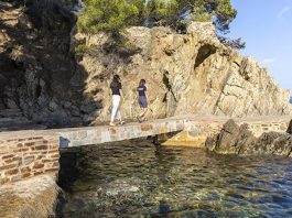 Hyères : Sentier du littoral du Niel, un passage retrouvé entre mer et falaises